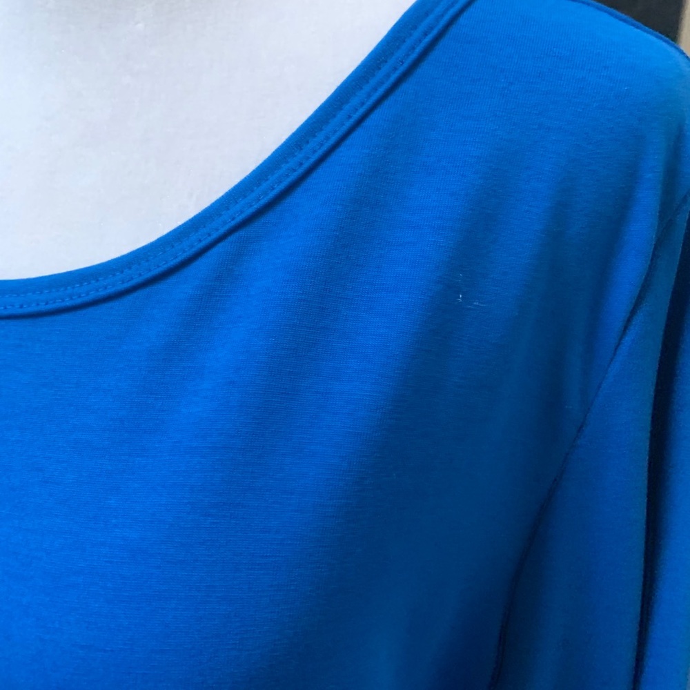 Lularoe Gigi - Picture 2 of 4
